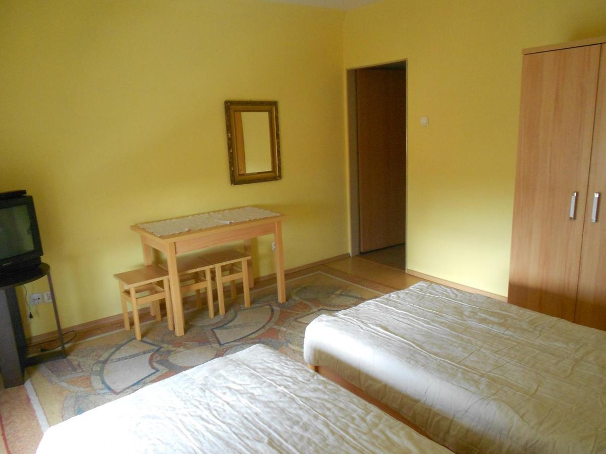Hostel "Na Bocianowie" 비드고슈치 외부 사진